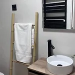 Victrix Homes León